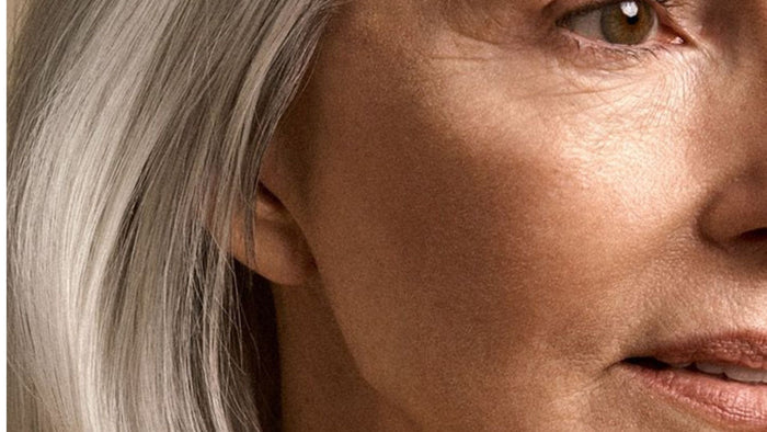 8 gestes qui vieillissent la peau (stop en 7 jours)
