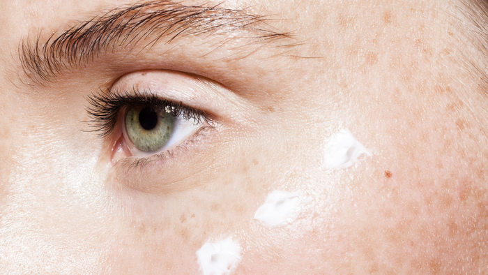 The Best Eye Contour Tips for 2025