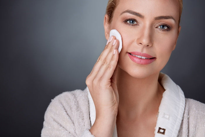 An evening routine suitable for dry skin 